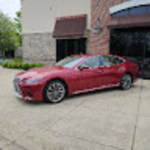 Meet your Posher, Lesroy